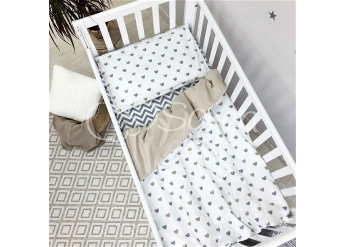 Сменный комплект постельного белья Baby Mix серо-бежевые сердца Маленькая Соня